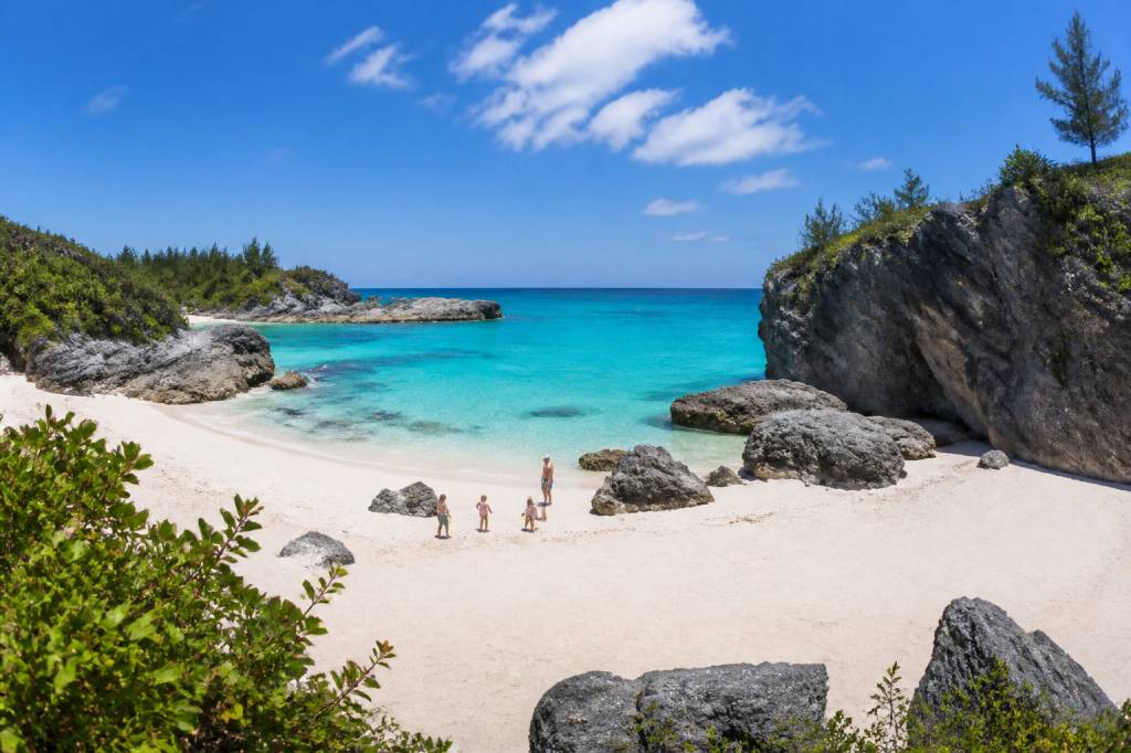 Bermuda best time to go for a family-friendly eco trip
